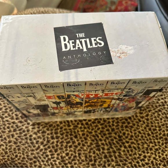 Sold - Picture 3 of 3